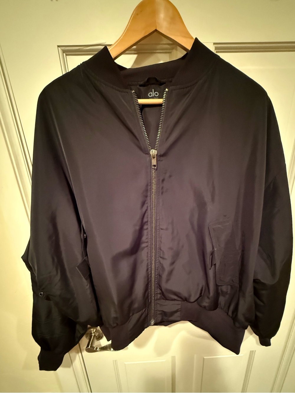 Women’s Alo Yoga It Girl Bomber Jacket Black Medium